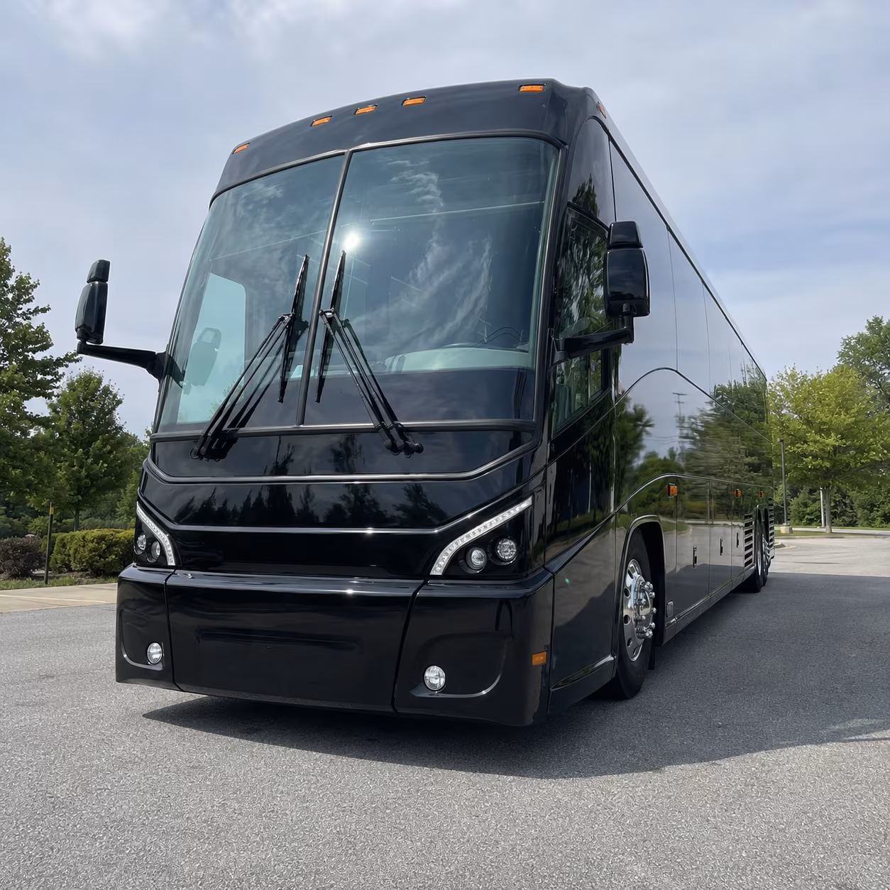 book a charter bus to the indianapolis 500 and brickyard events