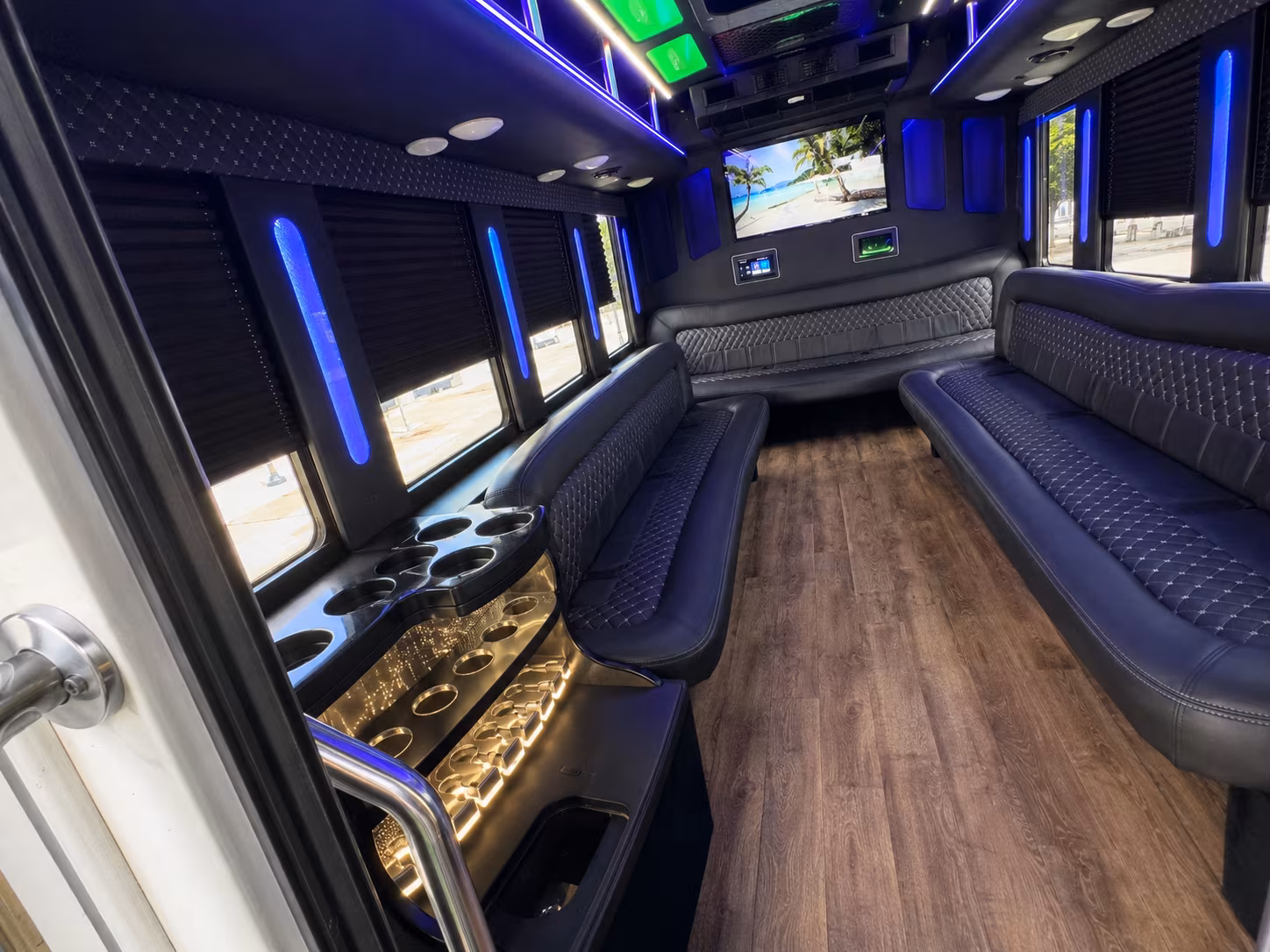 dayton quinceanera sweet 16 party bus rental
